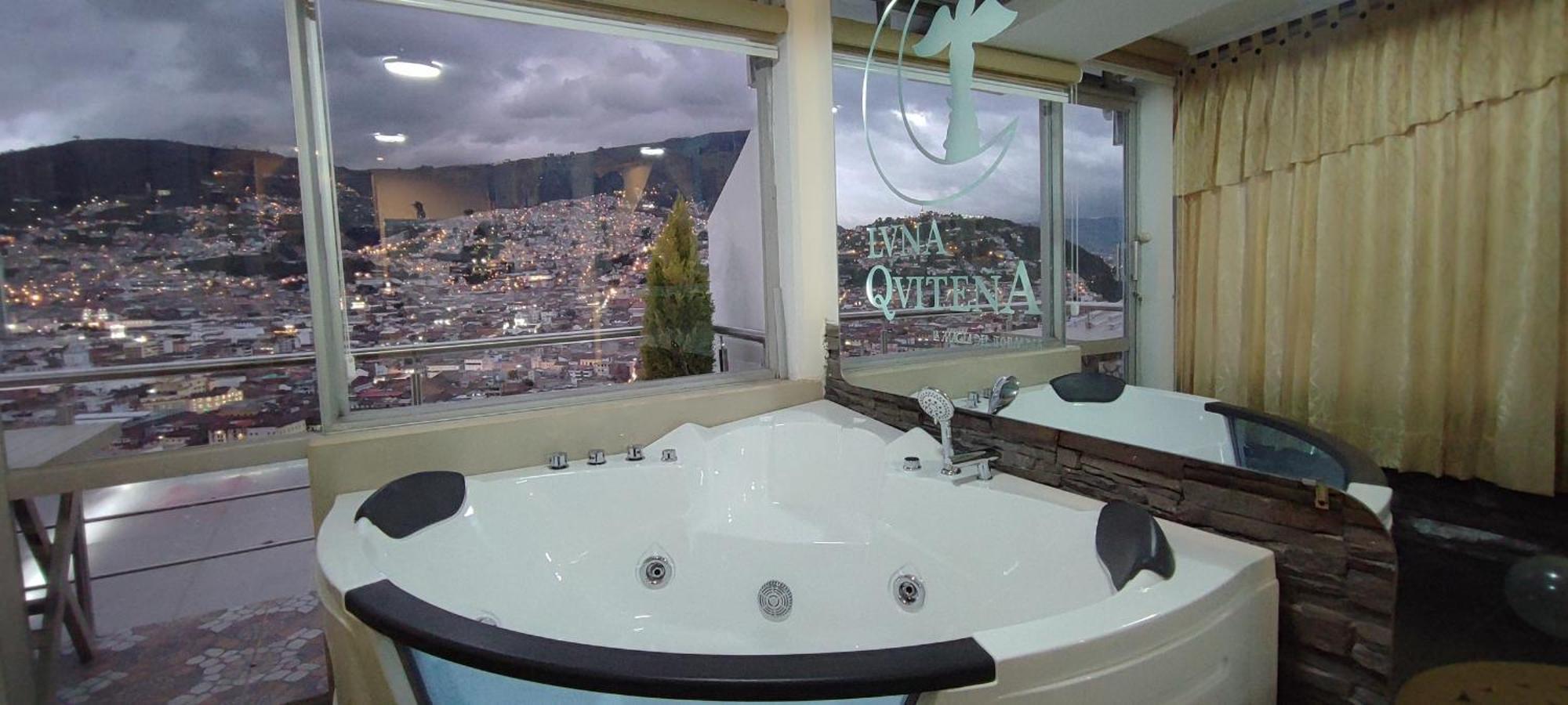 Luna Quitena Otel Quito Dış mekan fotoğraf